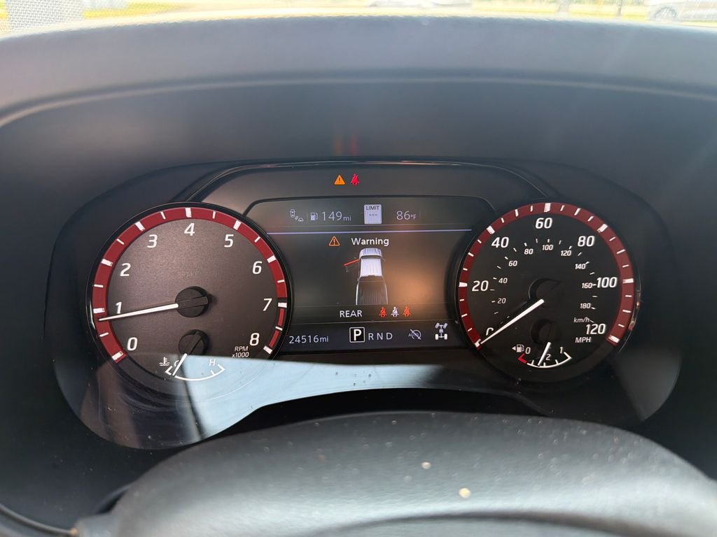 Used 2025 White Nissan PRO-4X image 18
