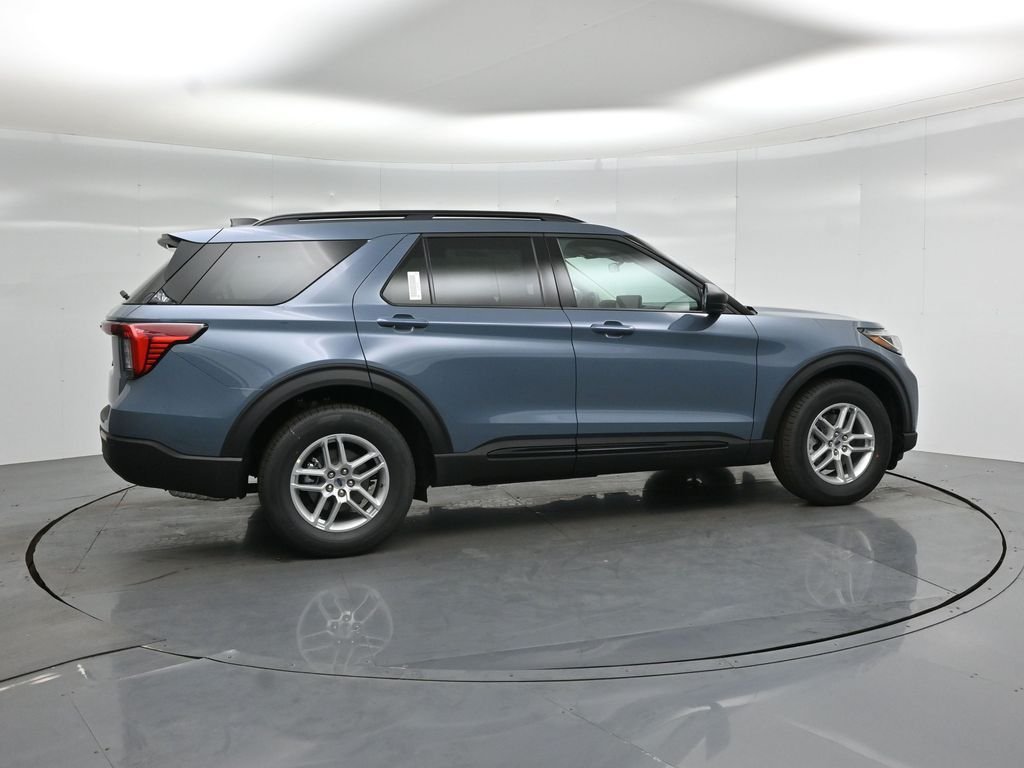 New 2026 Vapor Blue Metallic Ford Active image 25