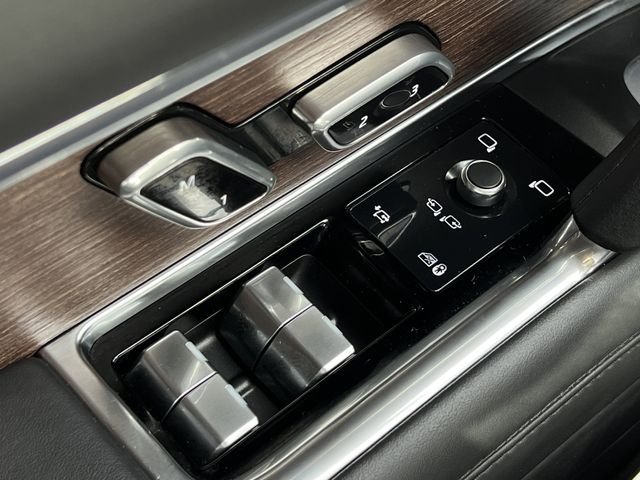 2023 Land Rover Range Rover SE - Photo 21