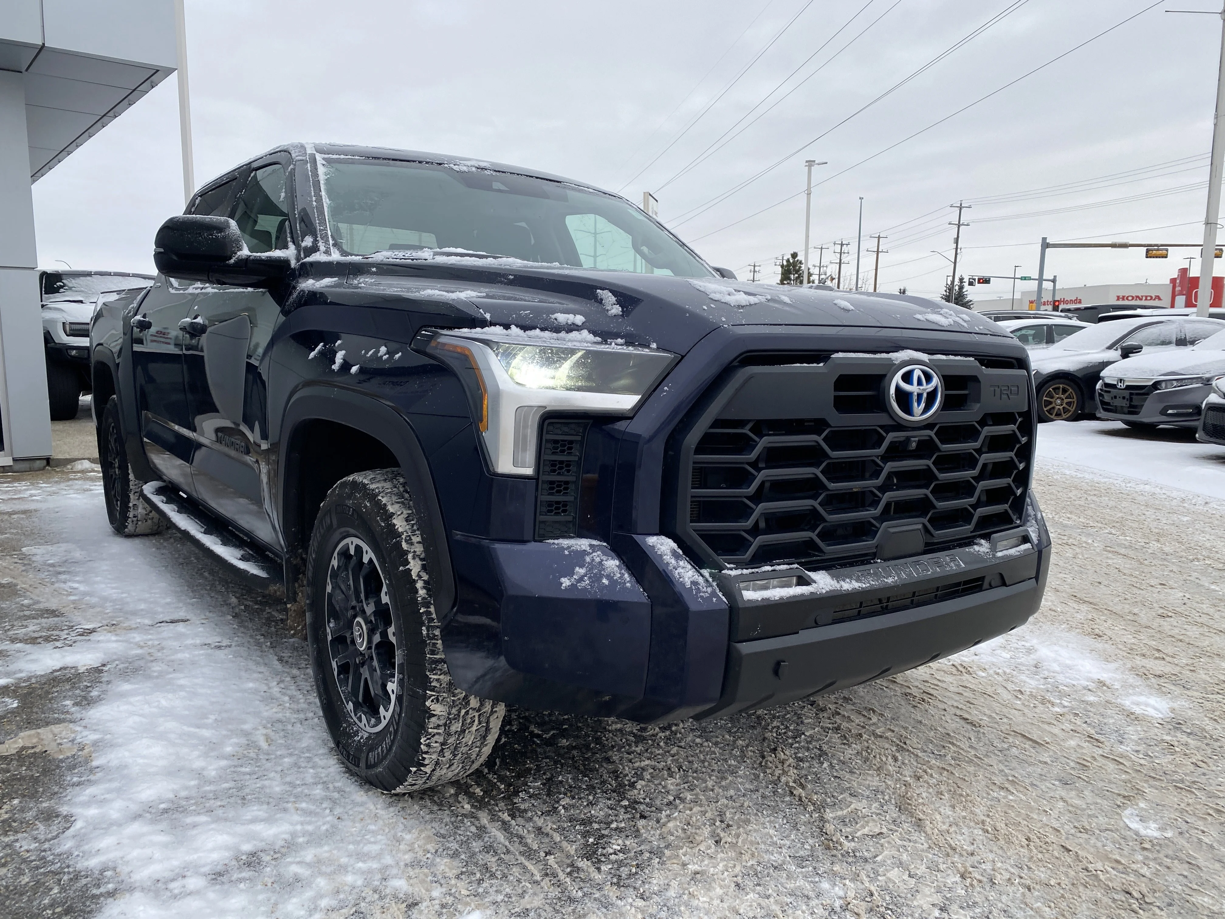 Certified Used 2024 Blue Toyota Limited Hybrid * PANORAMIC SUNROOF  * NAVIGATION * image 6