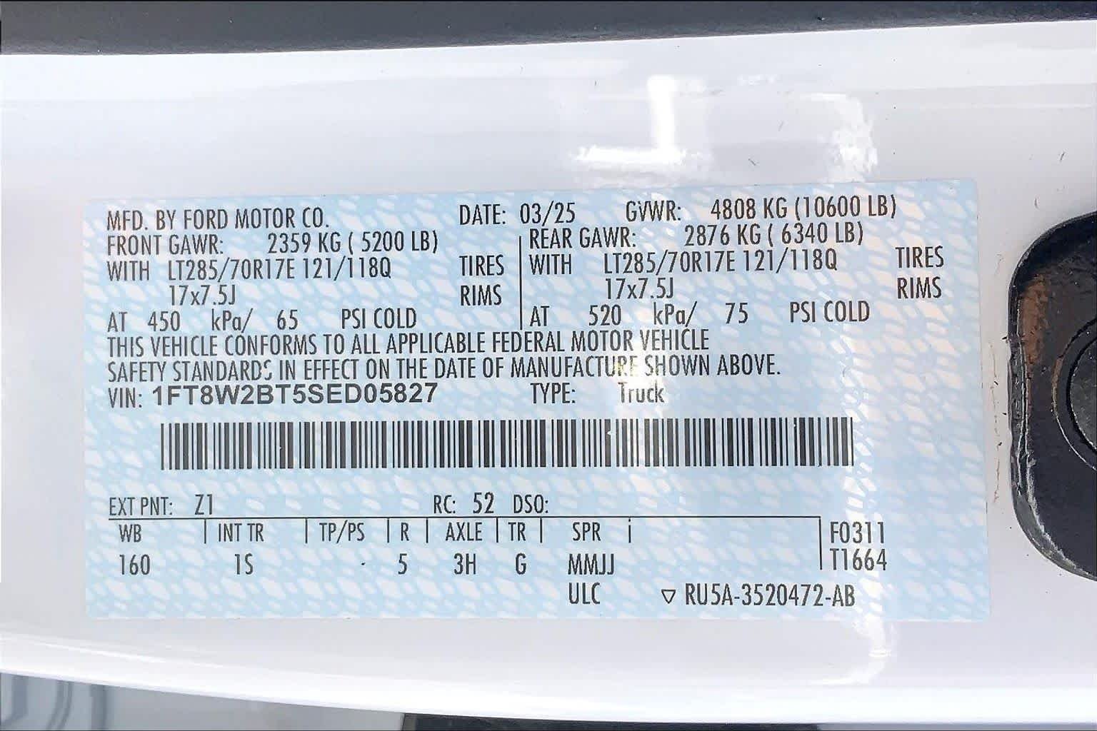 Used 2025 Oxford White Ford F-250 Pickup XL image 34