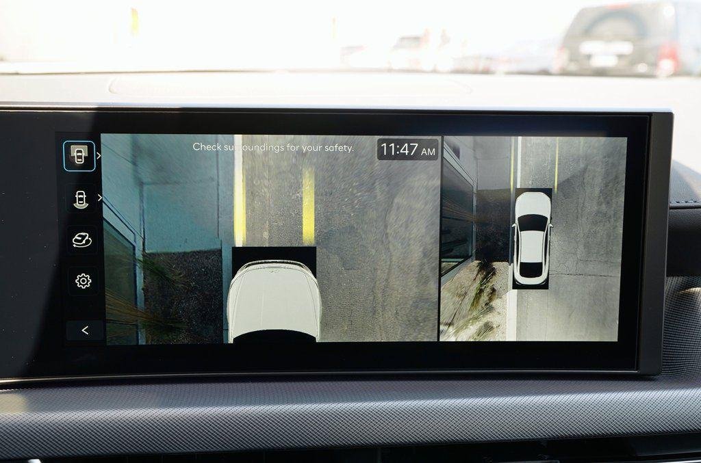 2025 Hyundai Sonata Hybrid Limited - Photo 23