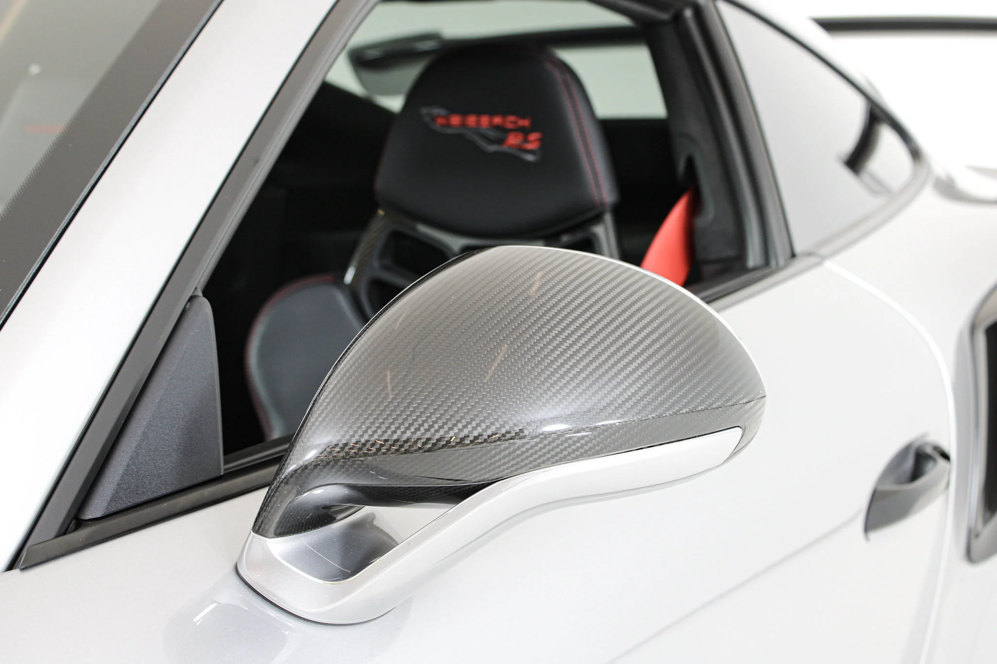 Used 2018 Silver Porsche GT2 RS Coupe image 64