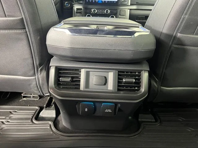 Used 2024 Black Ford XLT image 32