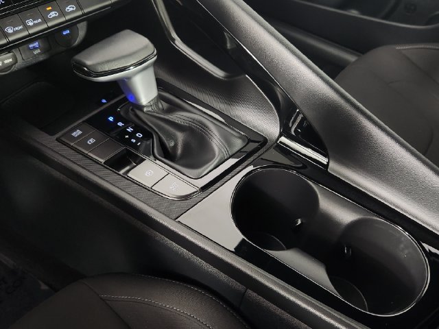 2025 Hyundai Elantra Blue - Photo 29