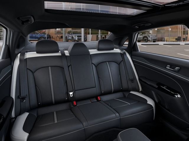 2025 Kia K5 GT-Line - Photo 16