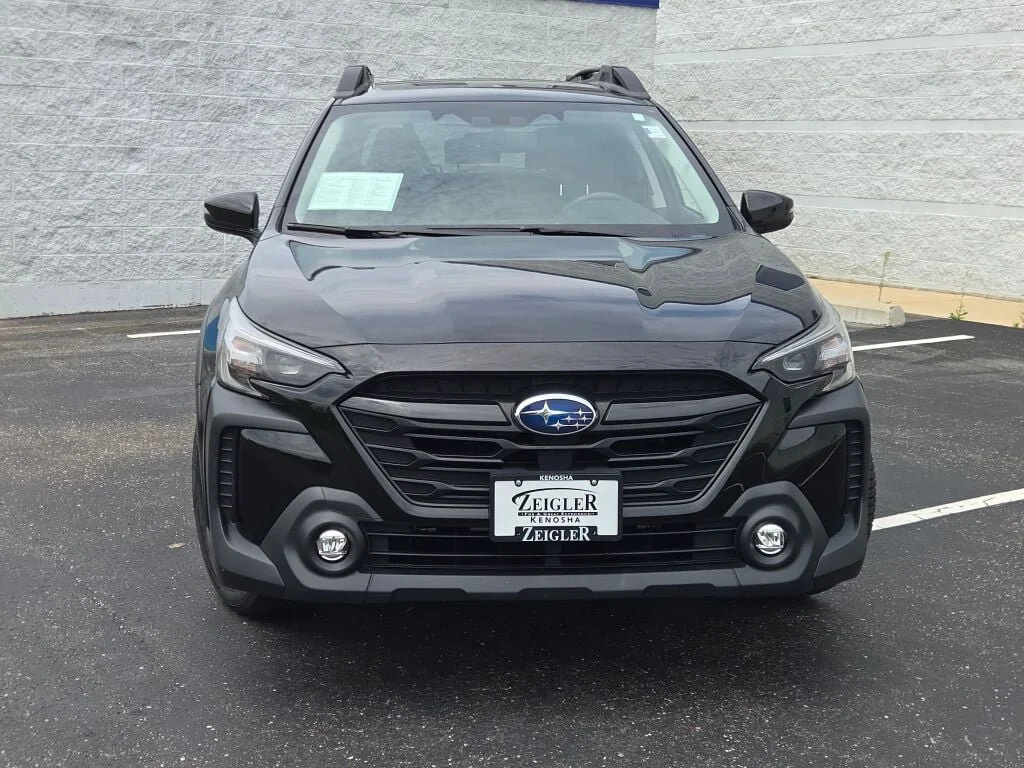 Certified Used 2024 Crystal Black Silica Subaru Onyx Edition image 4