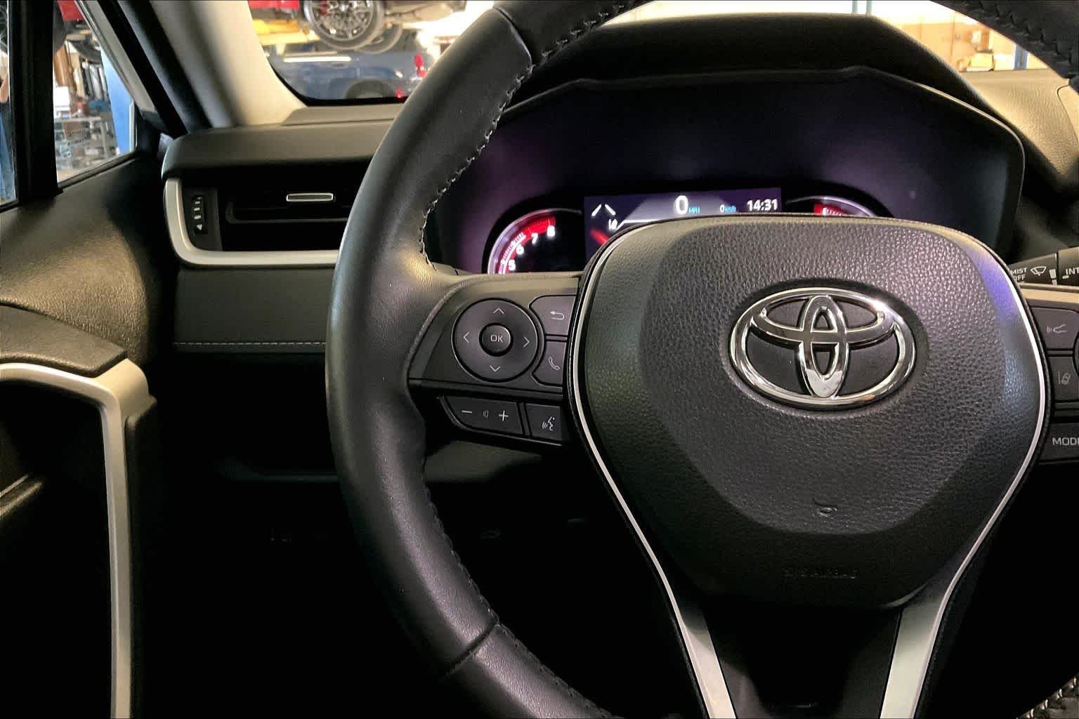 Used 2023 Magnetic Gray Metallic Toyota XLE Premium image 22