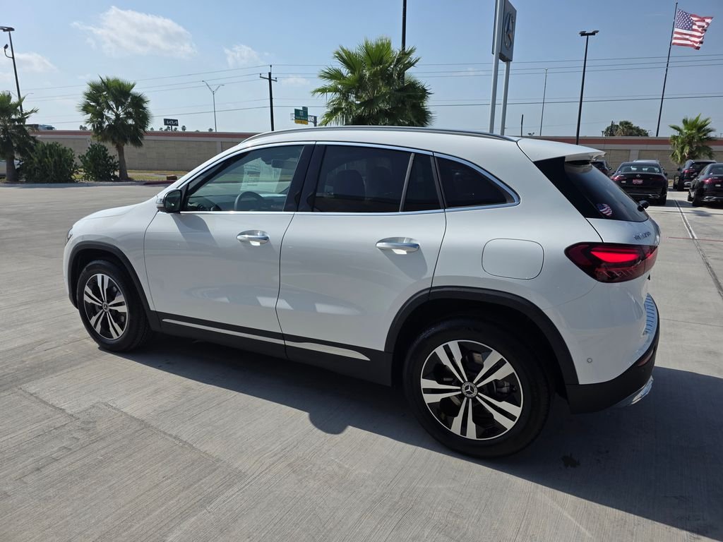 New 2026 Polar White Mercedes-Benz GLA 250 image 6