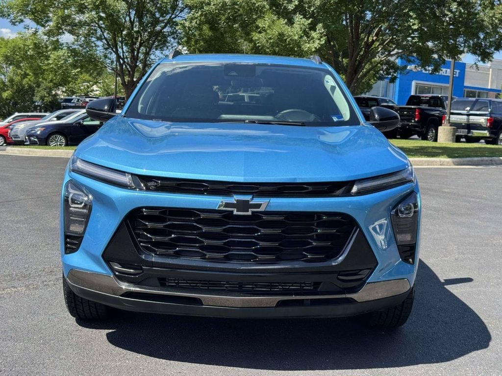 Used 2025 Blue Chevrolet ACTIV image 27