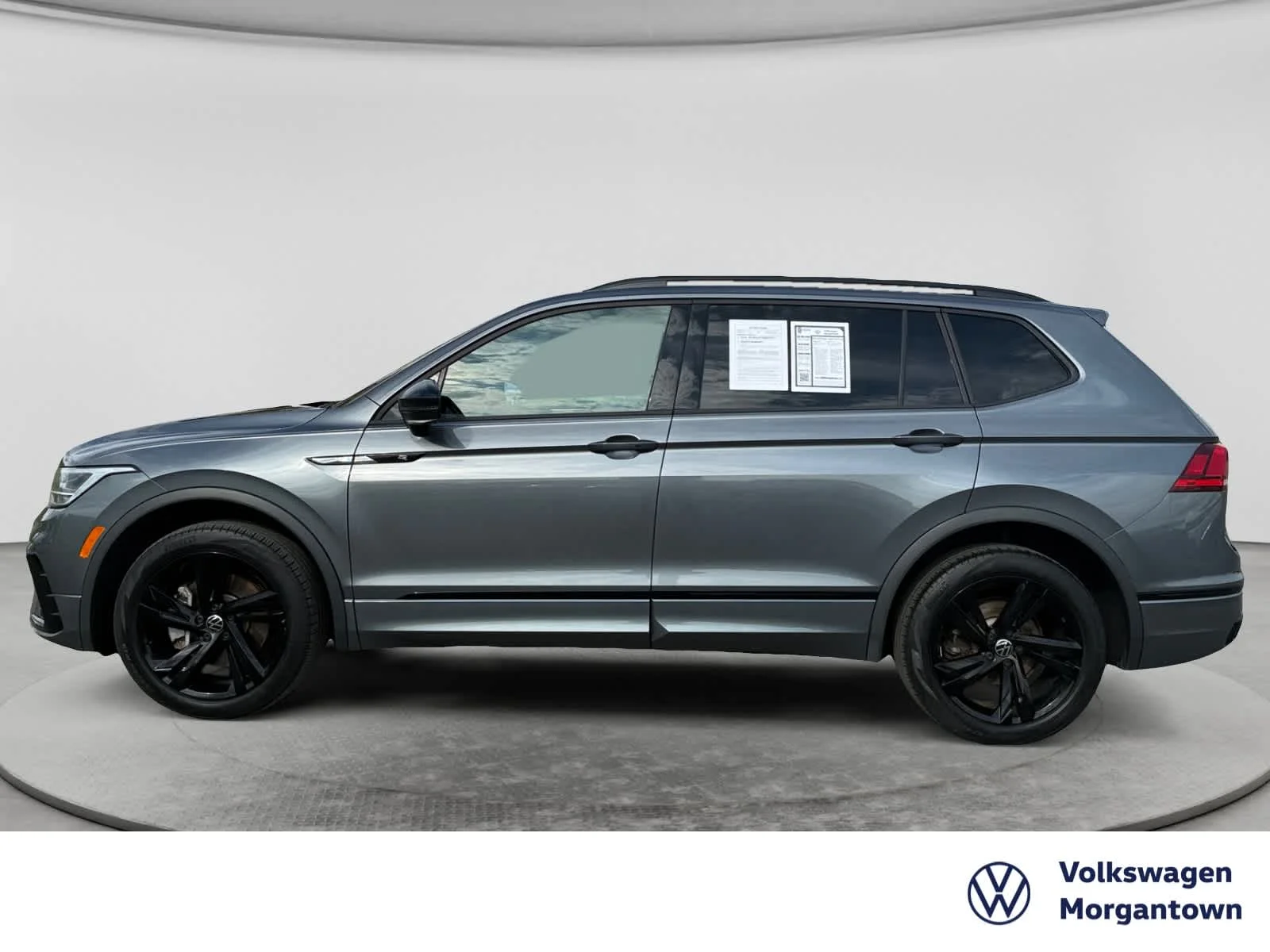 2023 Volkswagen Tiguan SE R-LINE BLACK - Photo 8