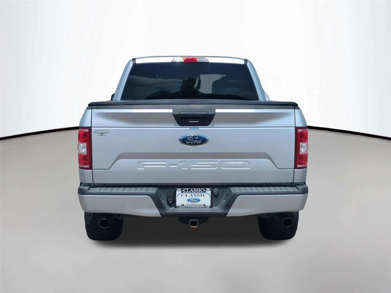 Used 2018 Ingot Silver FORD  image 4