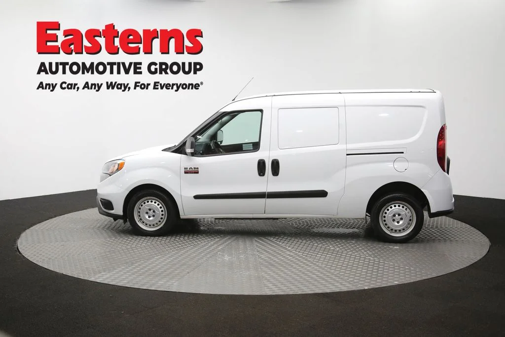 Used 2022 White Ram Base image 58
