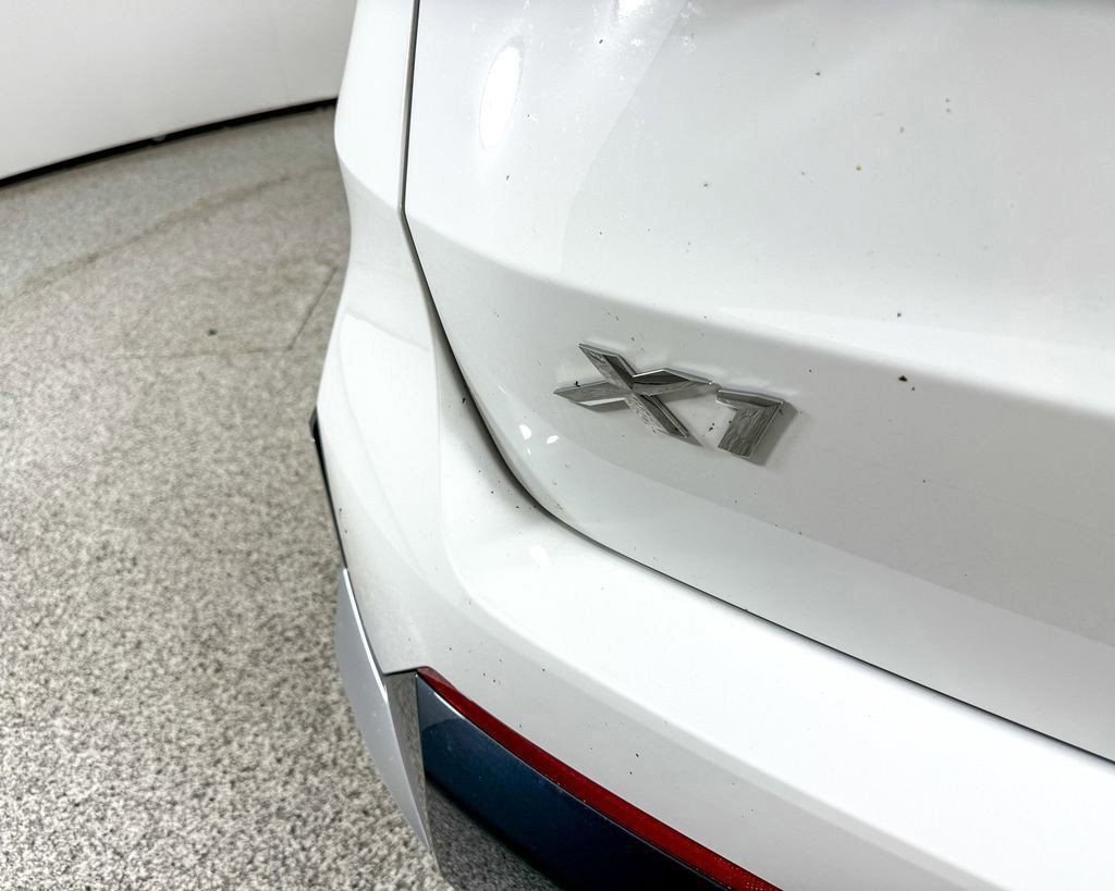 Certified Used 2025 Alpine White BMW xDrive28i image 16