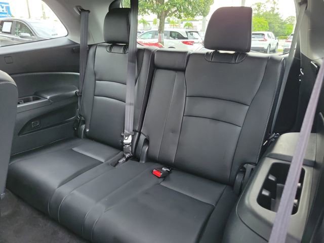 2022 Honda Pilot SE - Photo 13