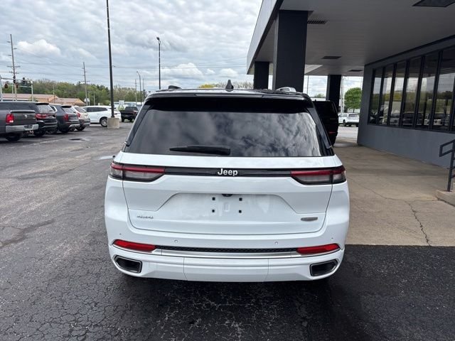 Used 2023 White Jeep Summit Reserve image 10