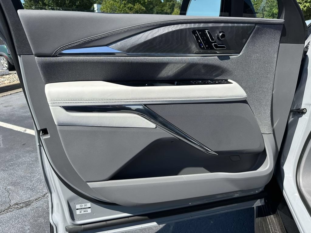 2026 Cadillac Escalade IQ Sport - Photo 39