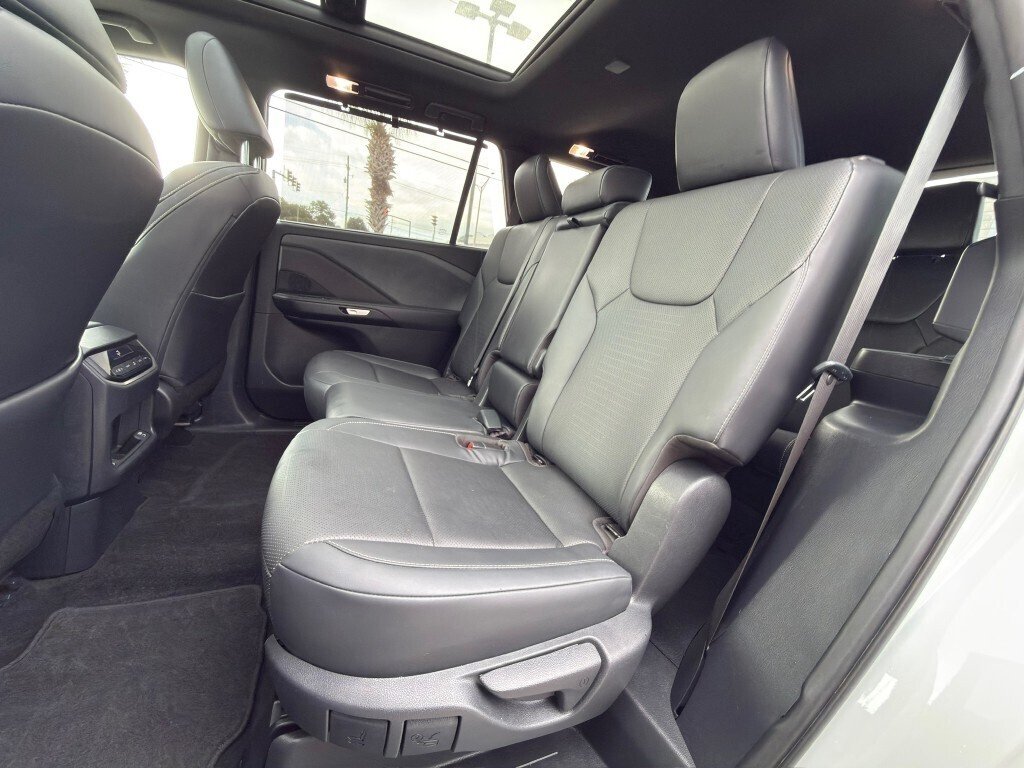 Certified Used 2024 WIND CHILL PEARL Lexus Premium image 13