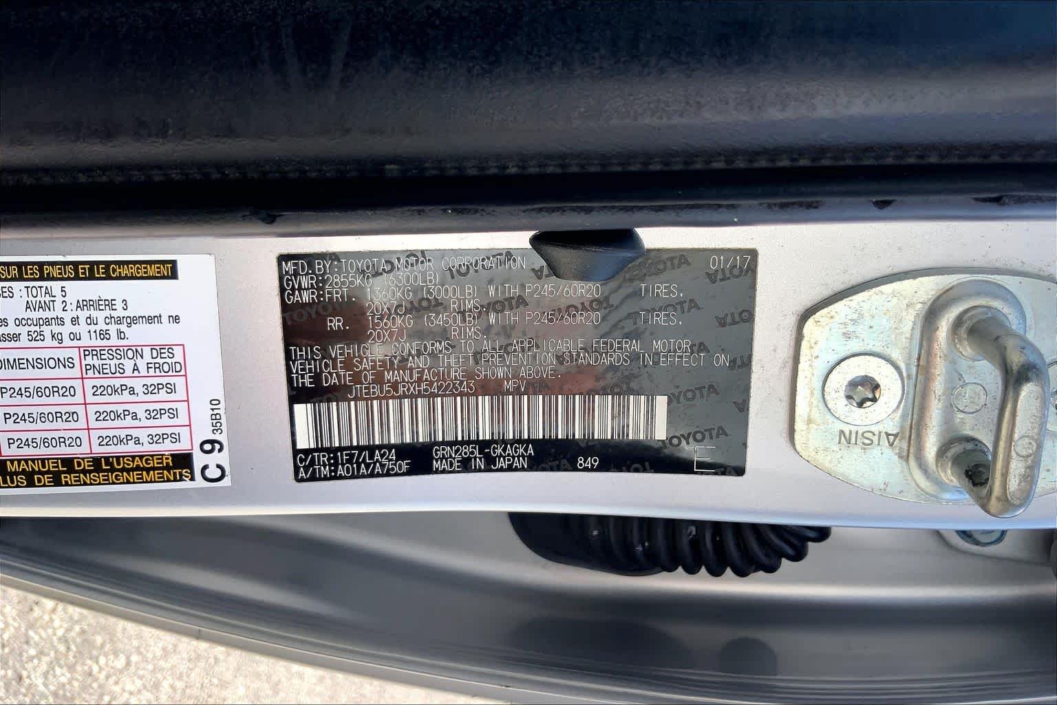 Used 2017 Classic Silver Metallic Toyota Limited image 36