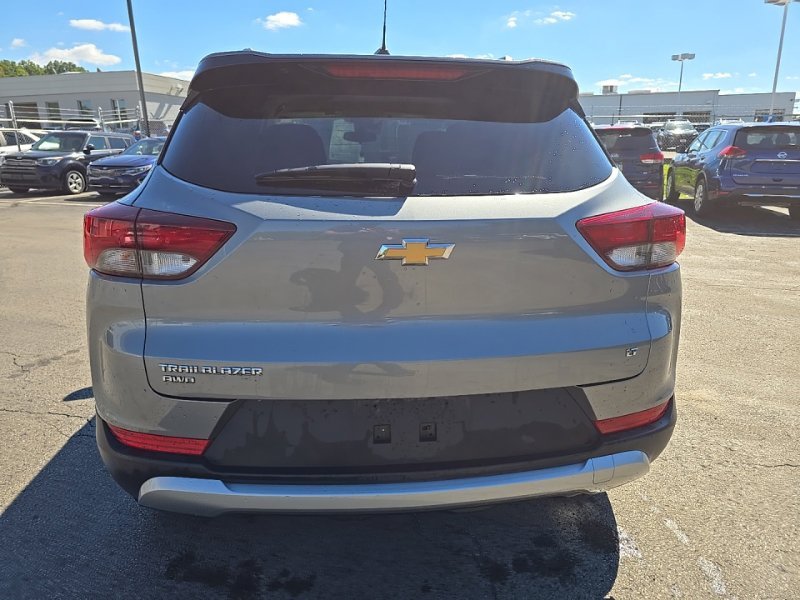 Used 2025 Gray Chevrolet LT image 6