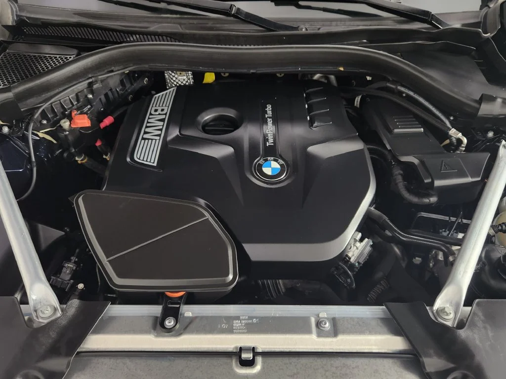 Used 2019 Black BMW xDrive30i image 33
