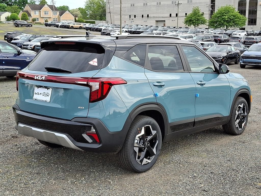 New 2026 Pluton Blue / Black Roof Kia S image 4