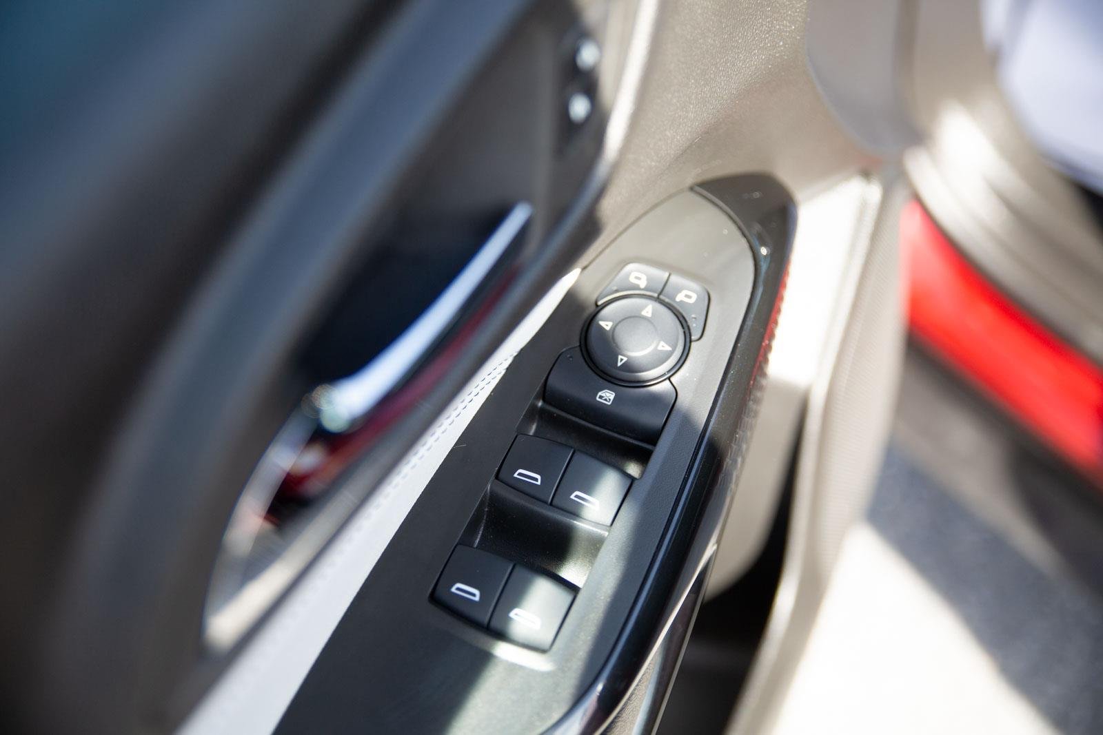 2024 Chevrolet Trax LT - Photo 18