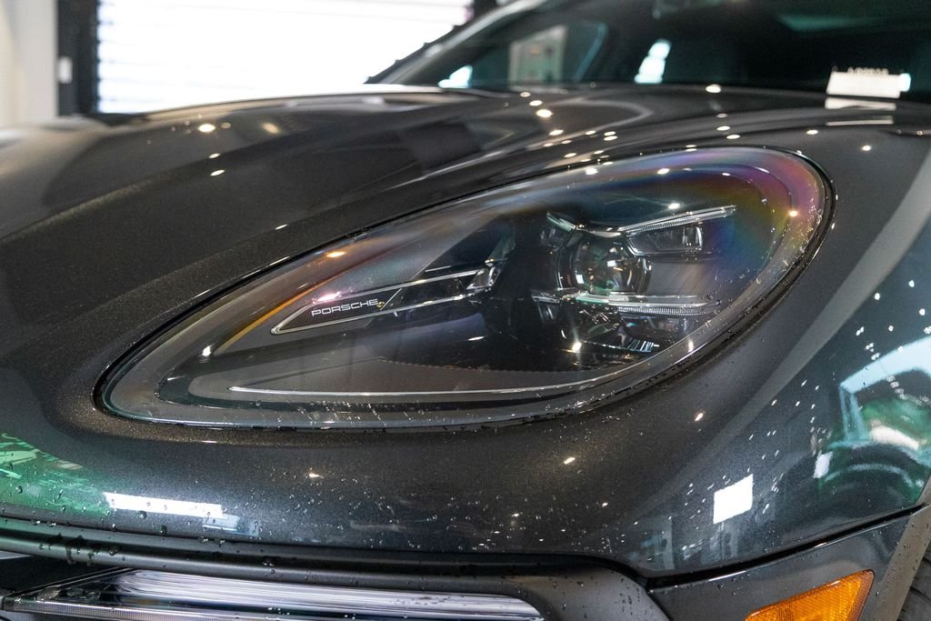 Used 2025 Grey Porsche Base image 13
