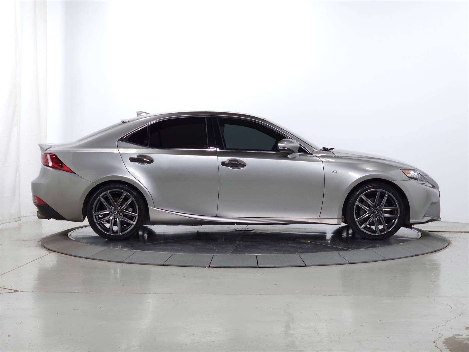 Used 2015 Atomic Lexus F SPORT image 9