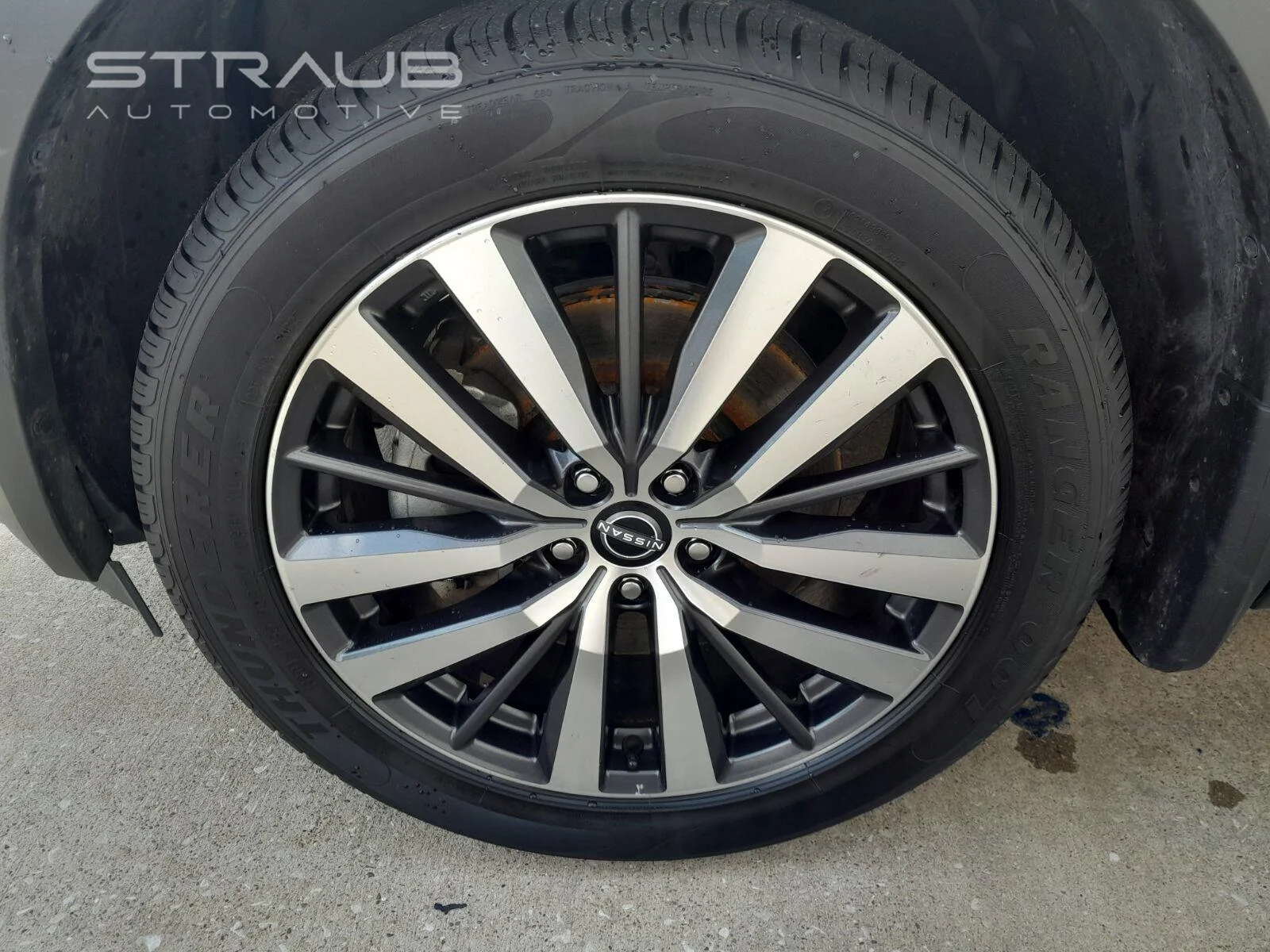 Used 2022 Scarlet Ember Tintcoat Nissan Platinum image 9