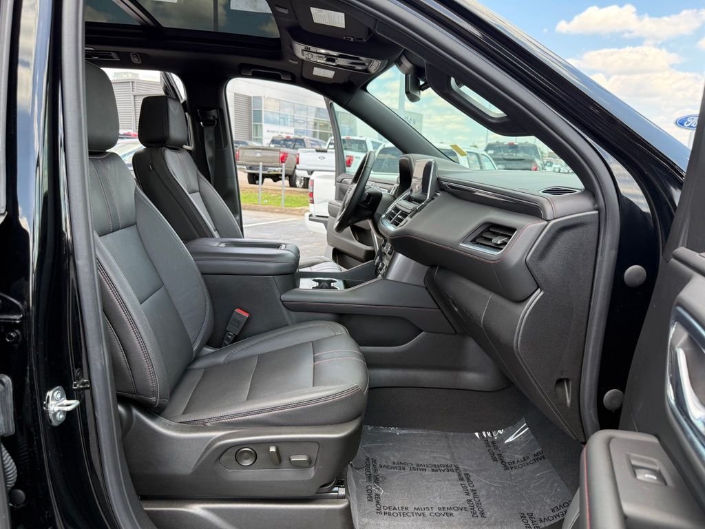 Used 2023 Black Chevrolet RST image 18