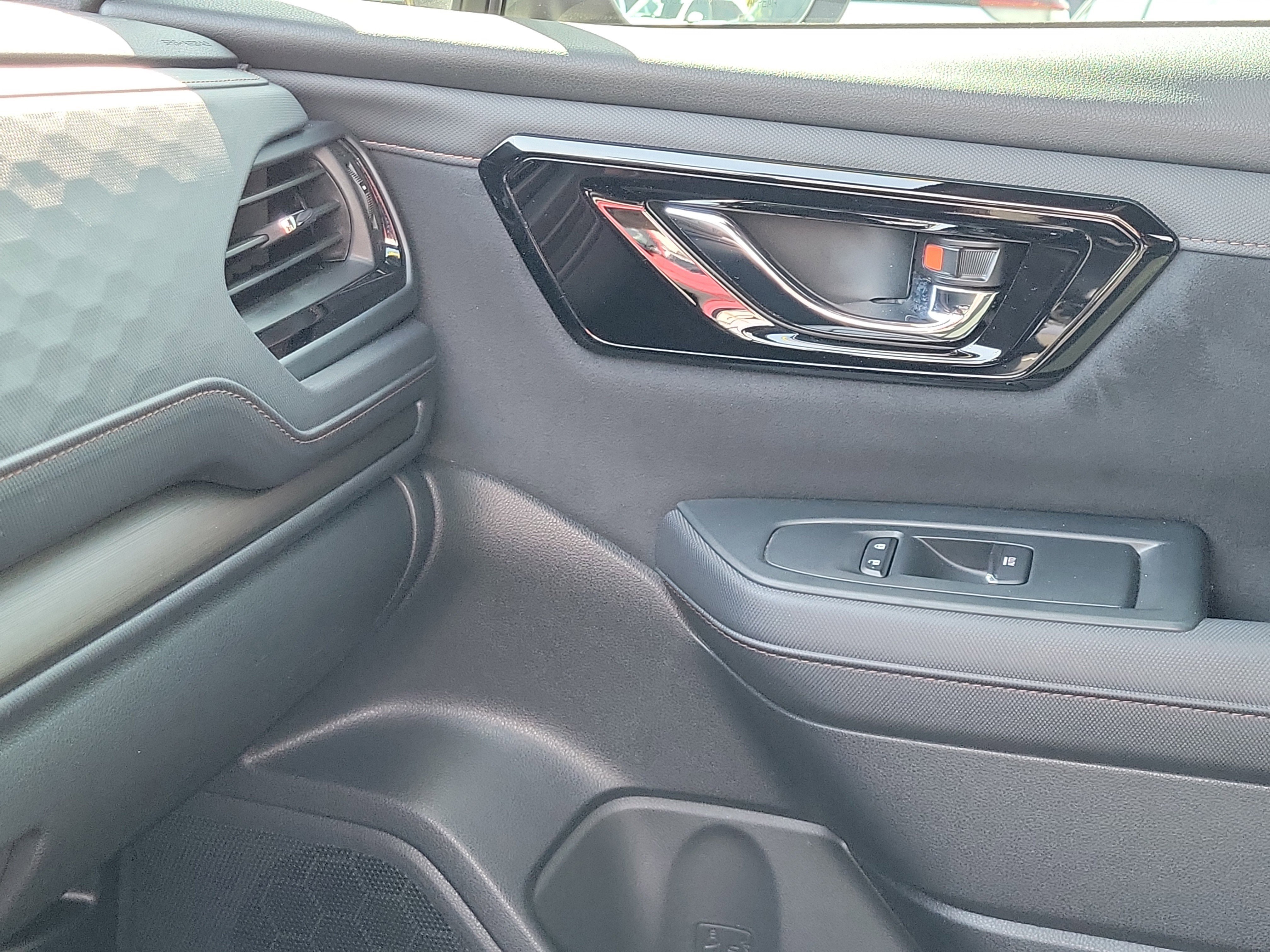 Used 2025 Crystal Black Silica Subaru Touring image 27
