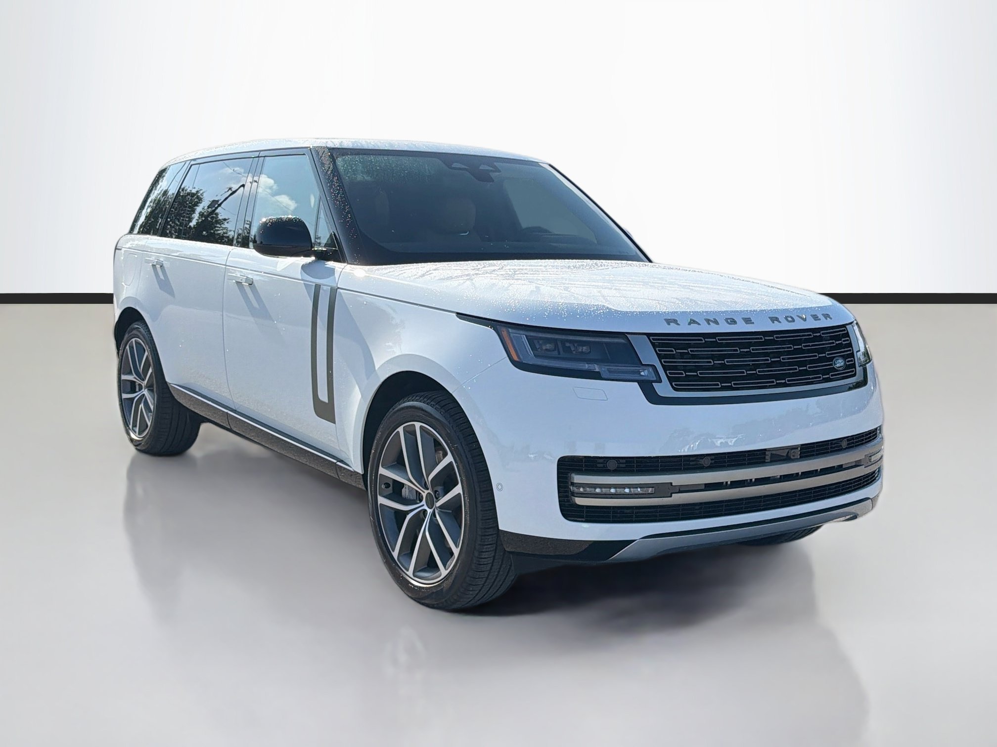 New 2026 Fuji White Land Rover SE image 7