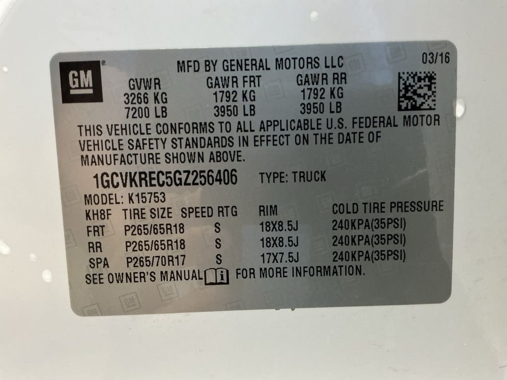 Used 2016 White Chevrolet LT image 24