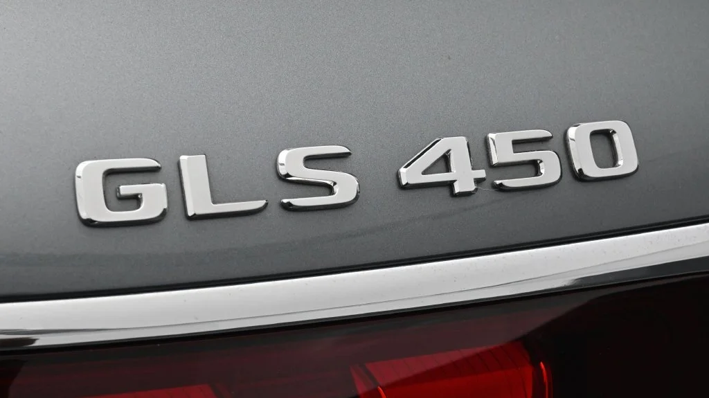 Used 2025  Mercedes-Benz GLS 450 image 21