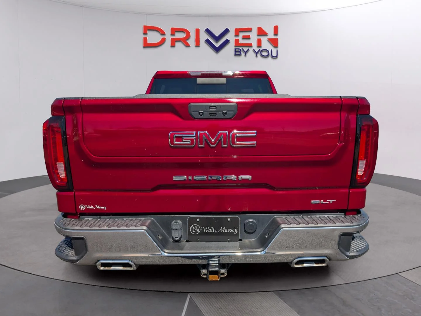 Used 2021 Cayenne Red Tintcoat GMC SLT image 4