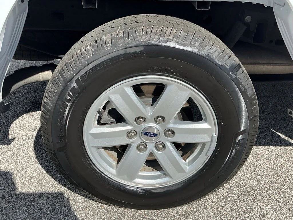 Used 2022 White Ford XL image 15