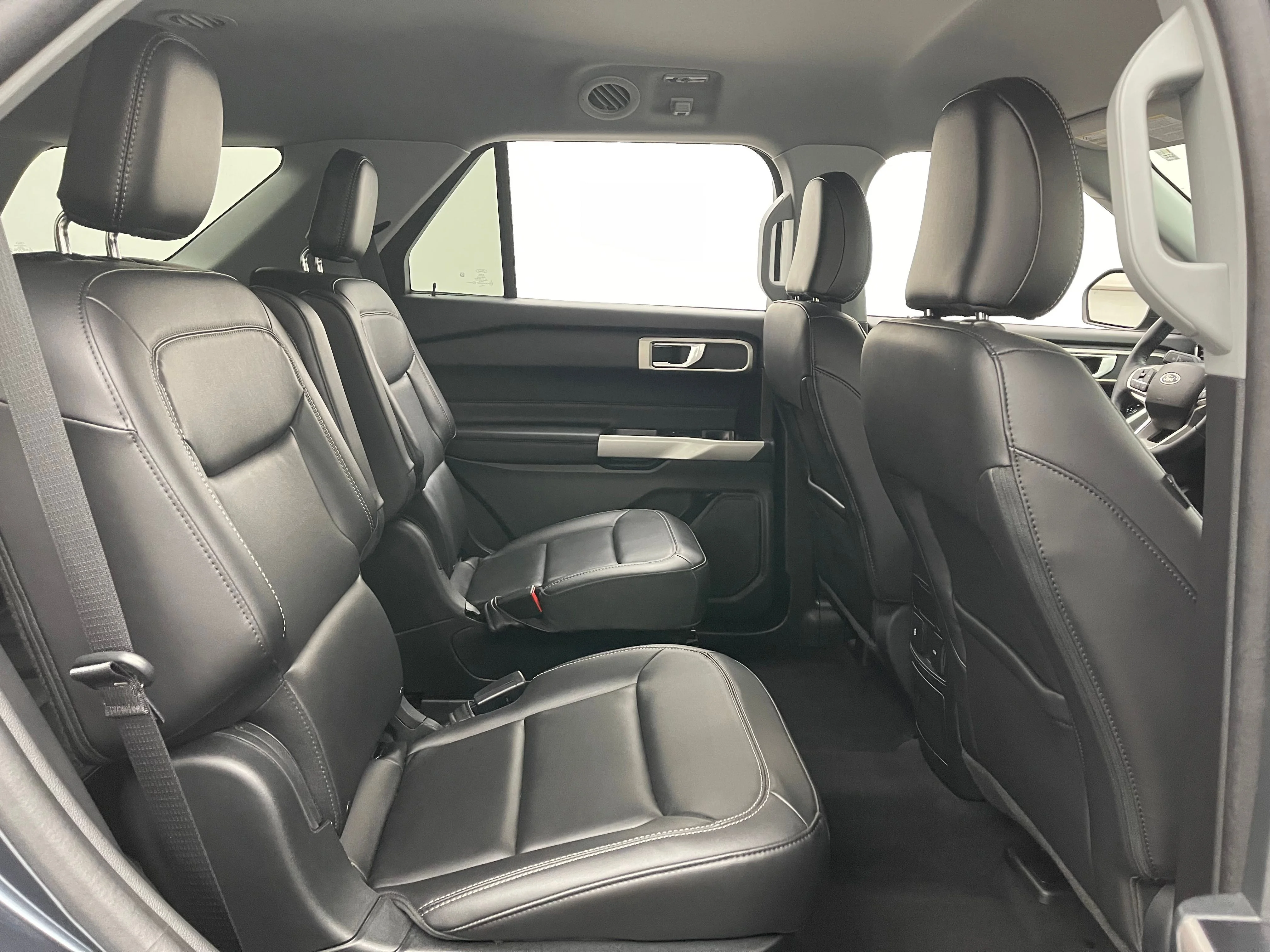 Used 2023 Stone Blue Metallic Ford XLT image 33