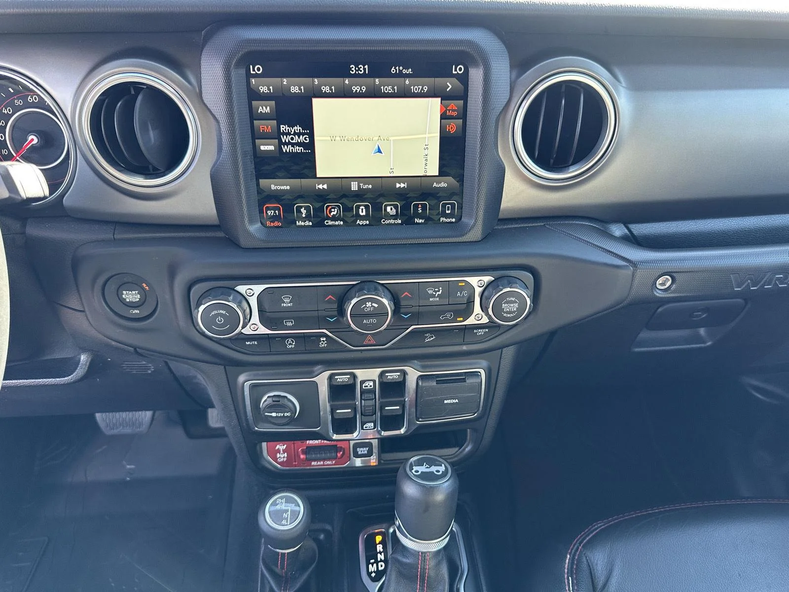 Used 2018 Firecracker Red Clearcoat Jeep Rubicon image 27