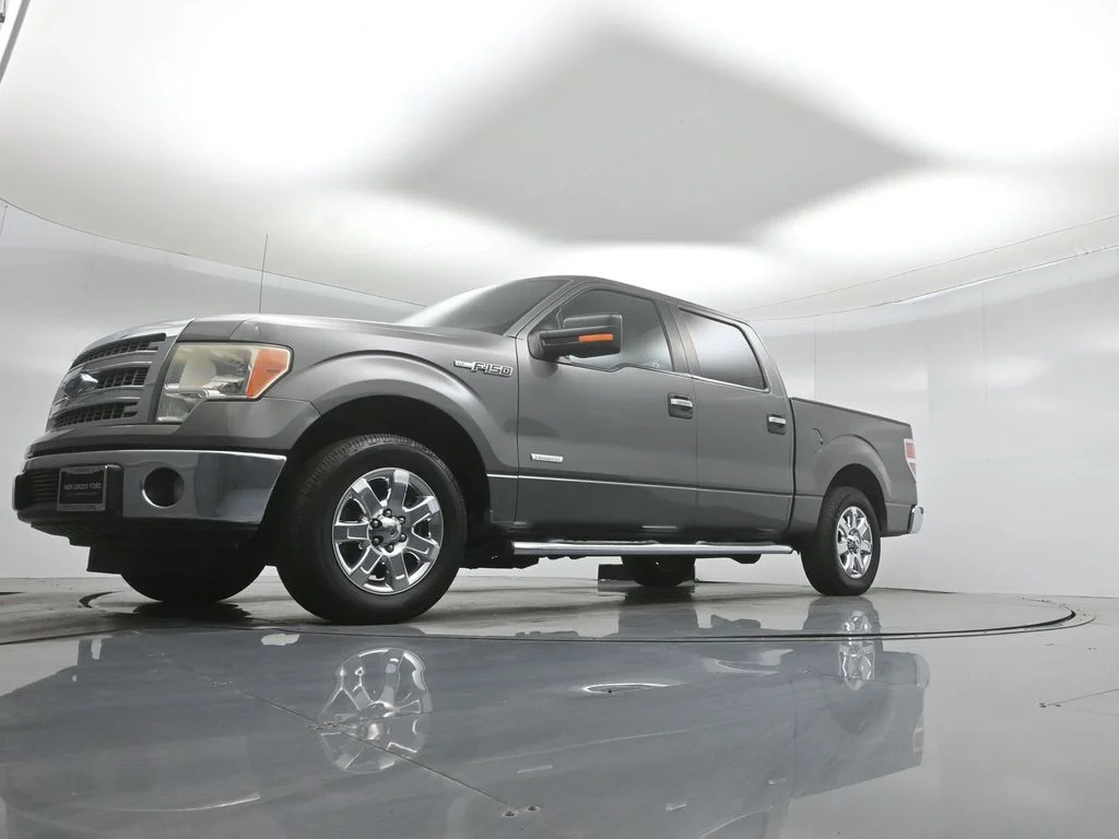 Used 2013 Gray Ford XLT image 39