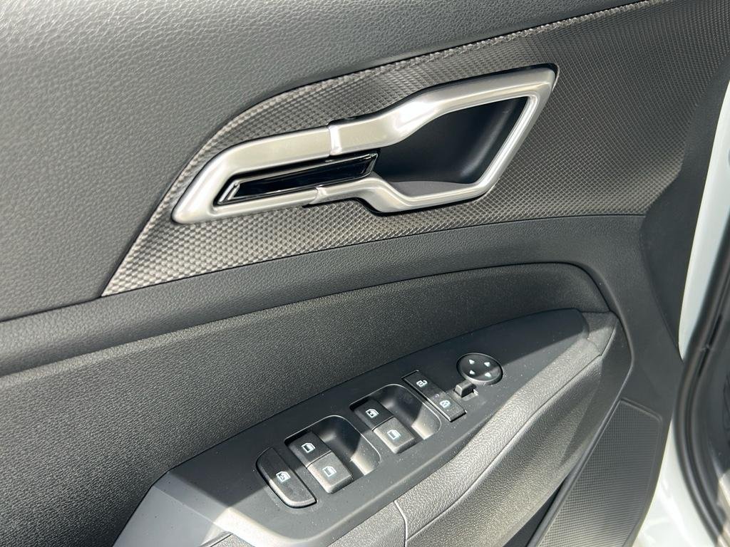 2025 Kia Sportage LX Hybrid - Photo 17