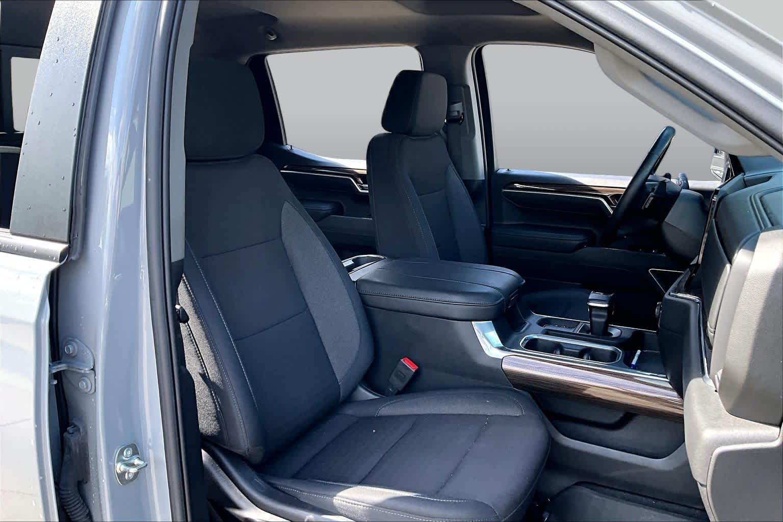 Used 2025 Slate Gray Metallic Chevrolet RST image 9