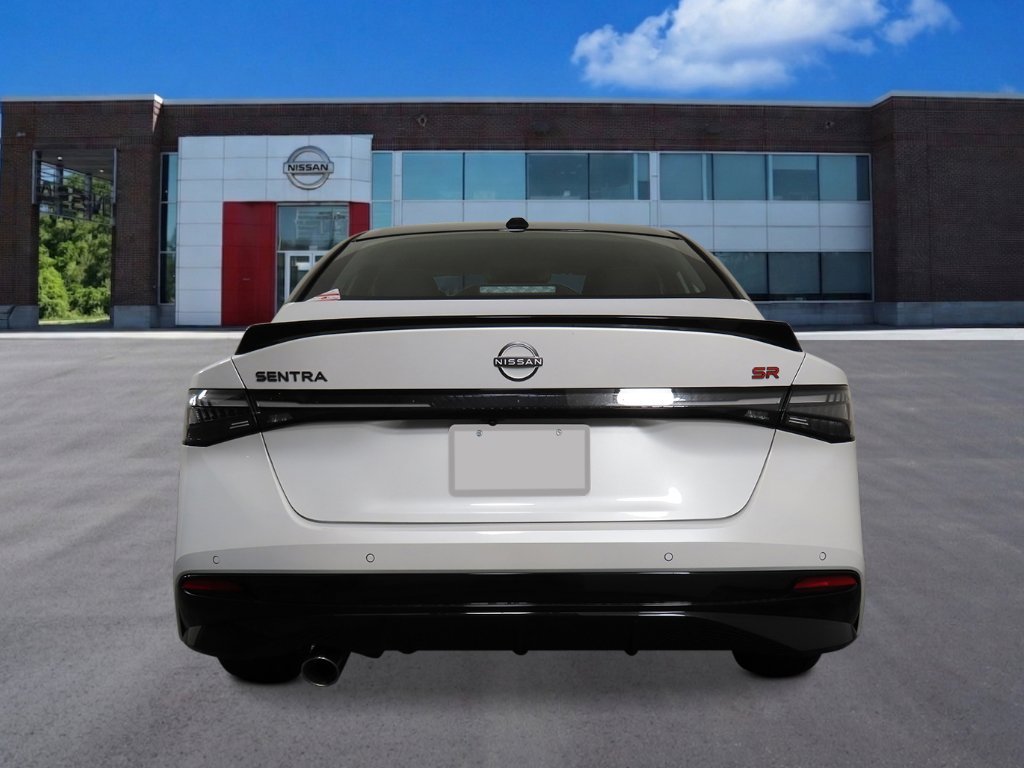 New 2026 Aspen White Tricoat/Super Black Nissan SR image 4