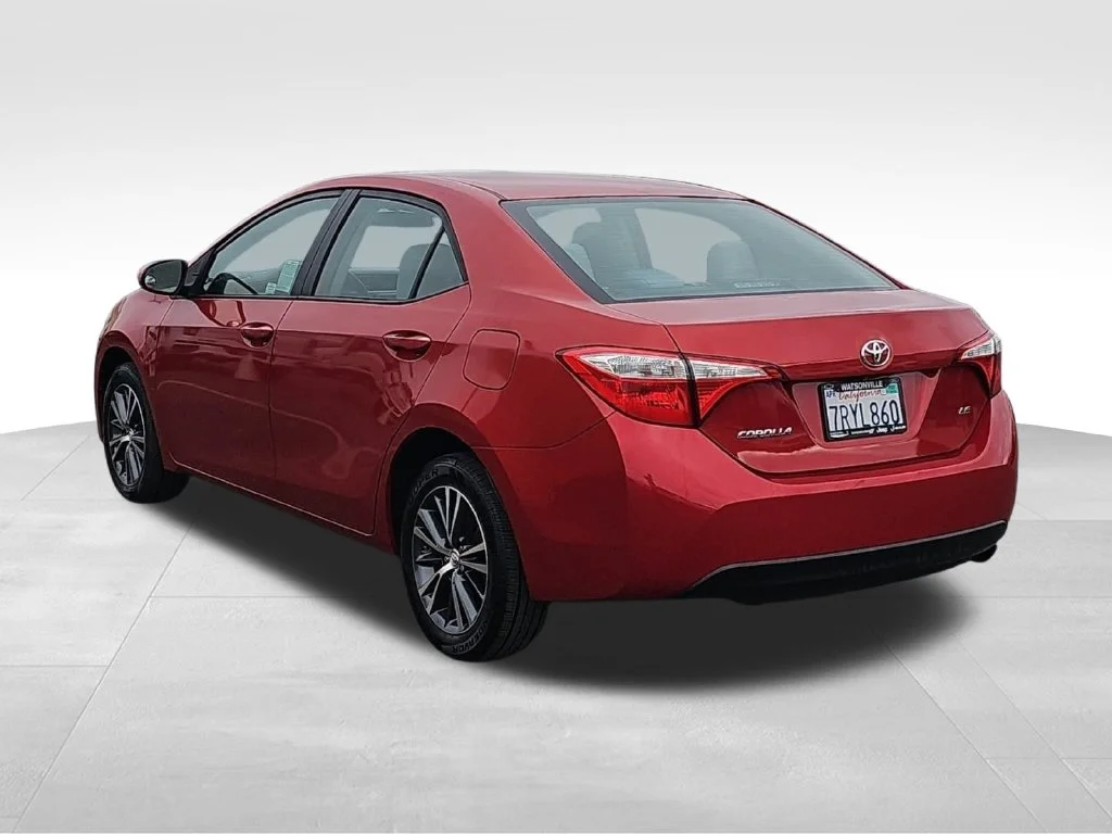 Used 2016 Red Toyota LE Plus image 5