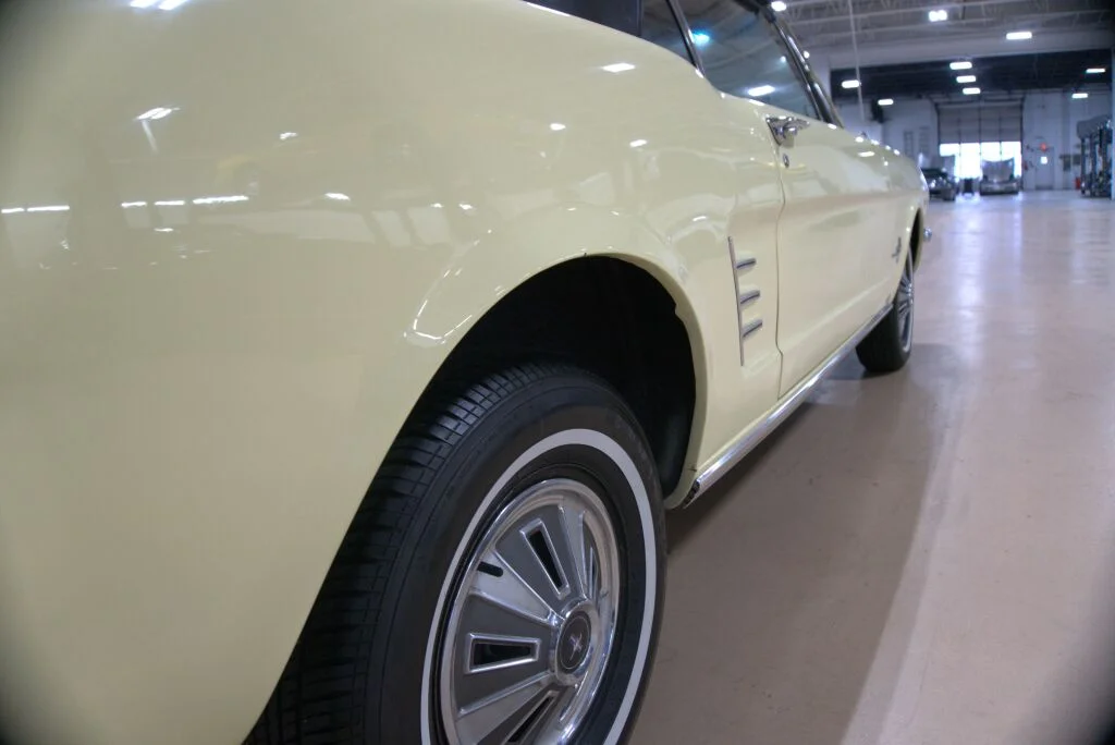 Used 1966 Yellow Ford  image 25