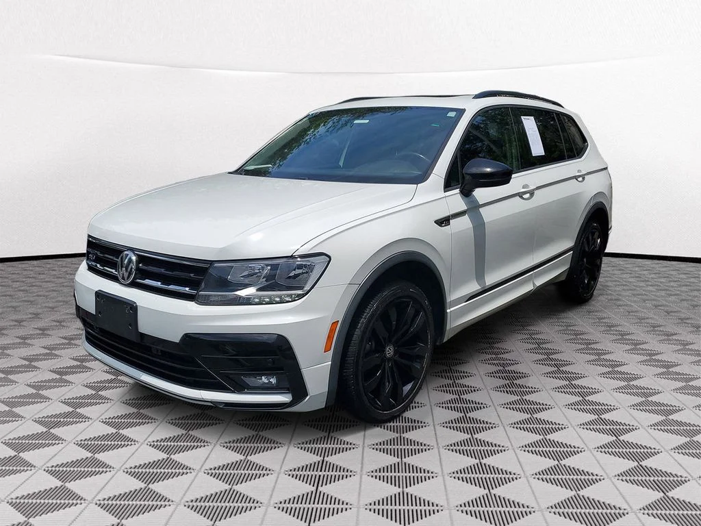 Used 2021 White Volkswagen 2.0T SE R-Line Black image 3