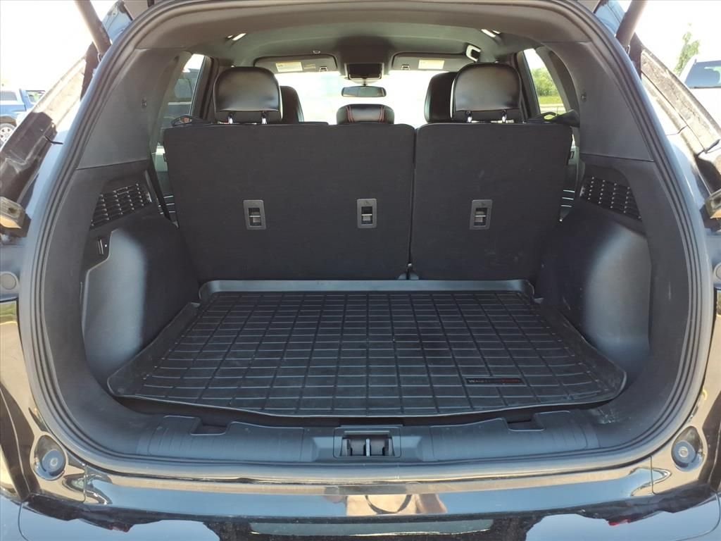 Used 2024 Black Metallic Ford ST-Line Select image 6