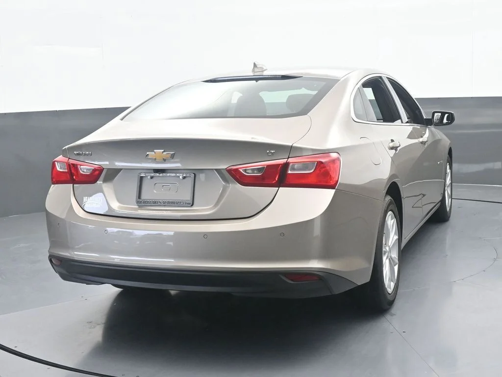 Used 2024 Mineral Gray Metallic Chevrolet LT image 5