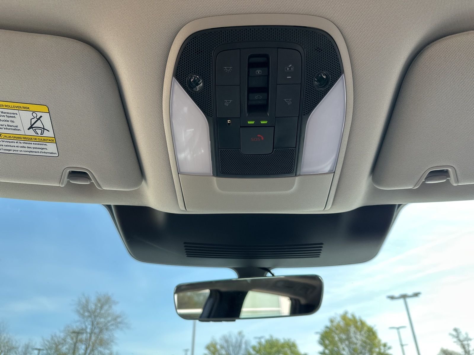 Used 2026 White INFINITI LUXE image 32