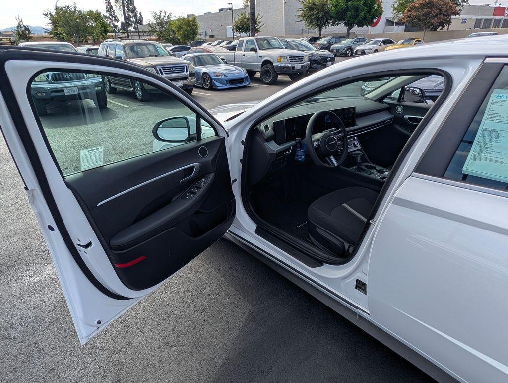2026 Hyundai Sonata SE - Photo 31